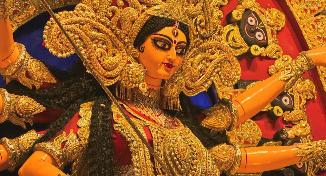 Ayudha Puja: A Celebration of Tools and Knowledge 1 Ayudha Puja